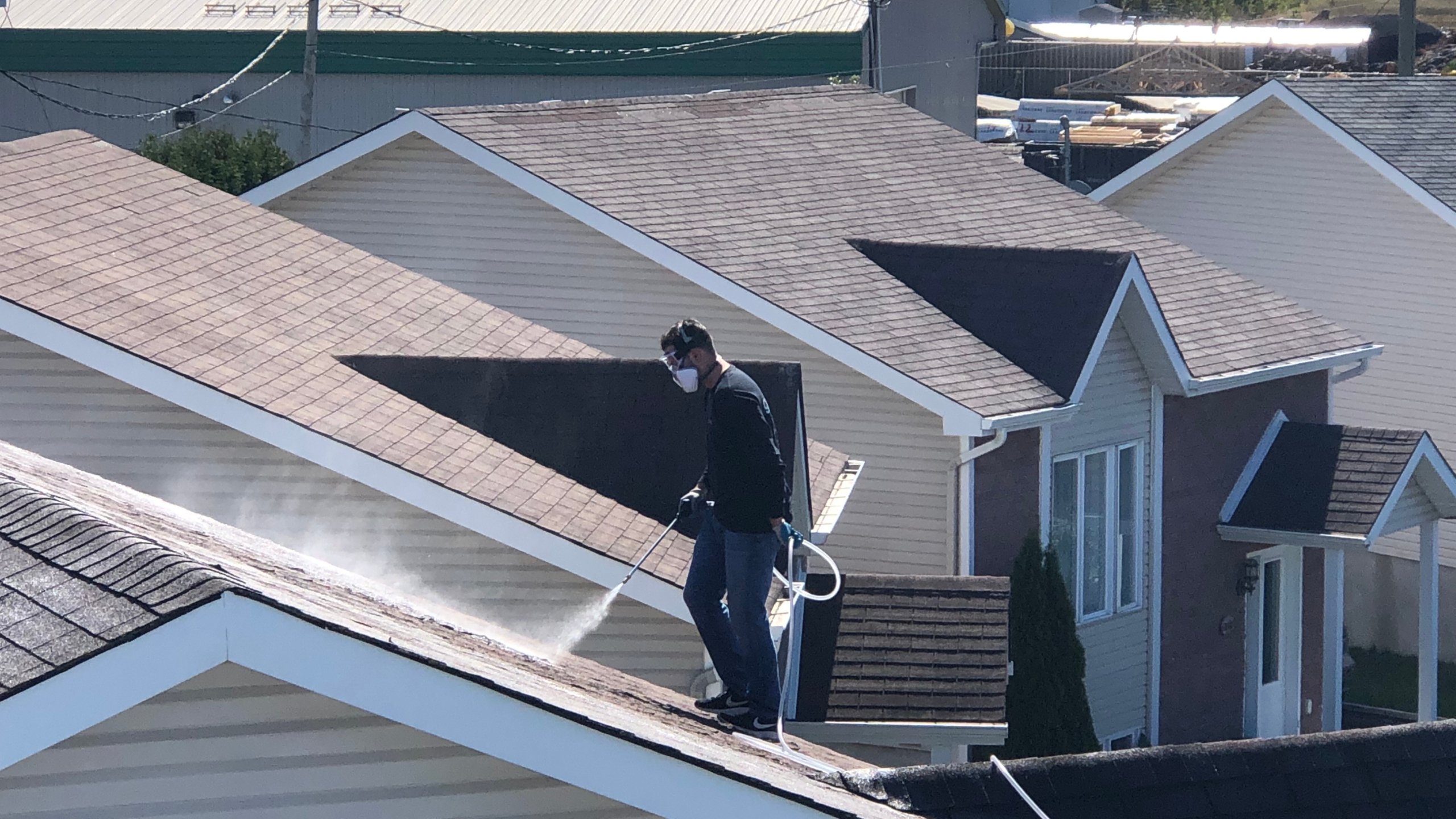 Roof Spray 5_RAW